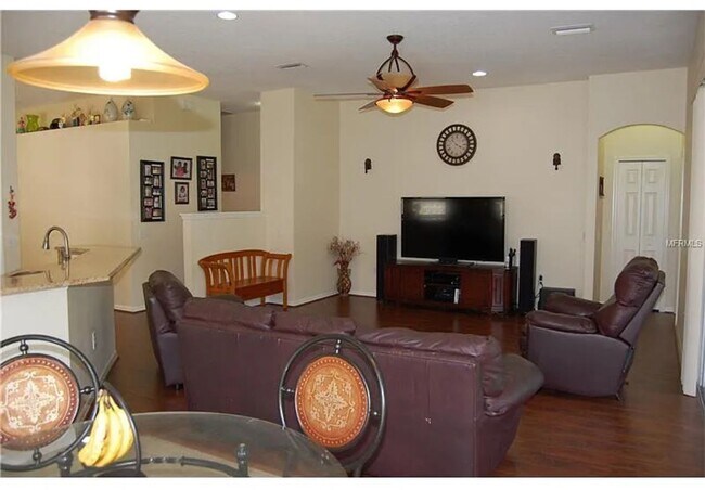 Foto del edificio - 4 bed, 2 Bath New Tampa Home for Lease!