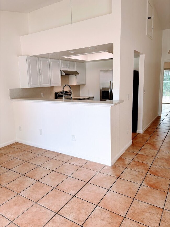 Foto del edificio - 7122 Blue Earth Ct
