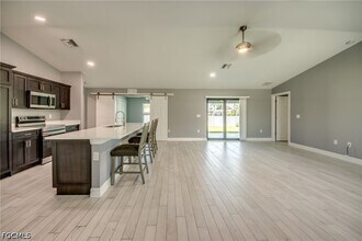 Building Photo - 12866 Iona Rd