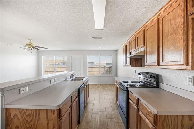 Building Photo - 4524 Alamosa St