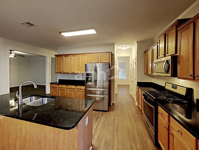 Foto del edificio - 503 Oriole Farm Trail