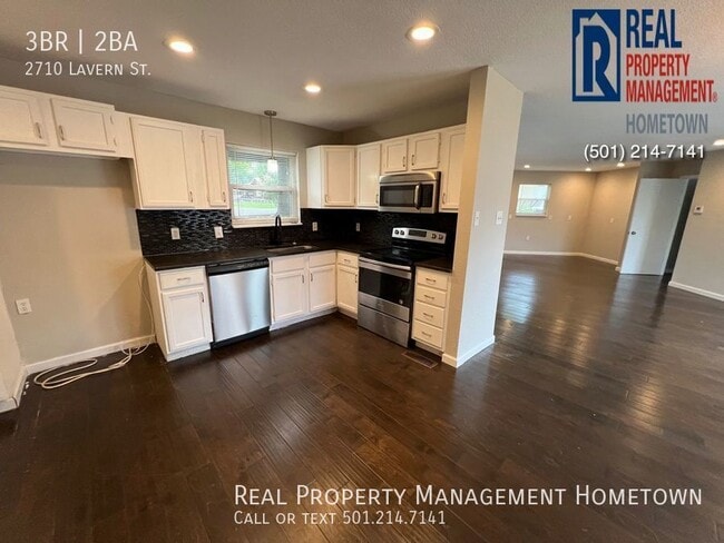 Building Photo - Half off first month's rent!