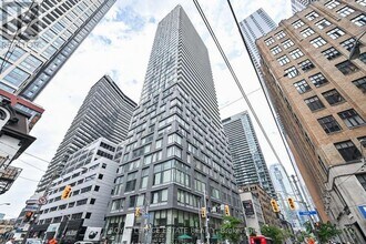Building Photo - 101-1101 Peter St
