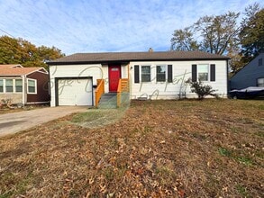 Building Photo - 11316 East 40th St S