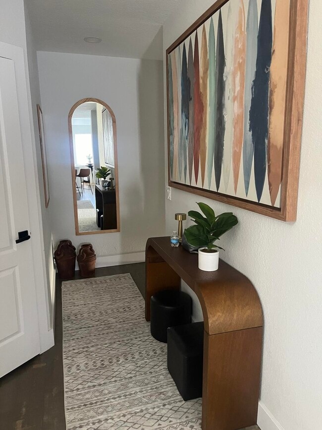 Foto del edificio - 1910 Belmont Pl