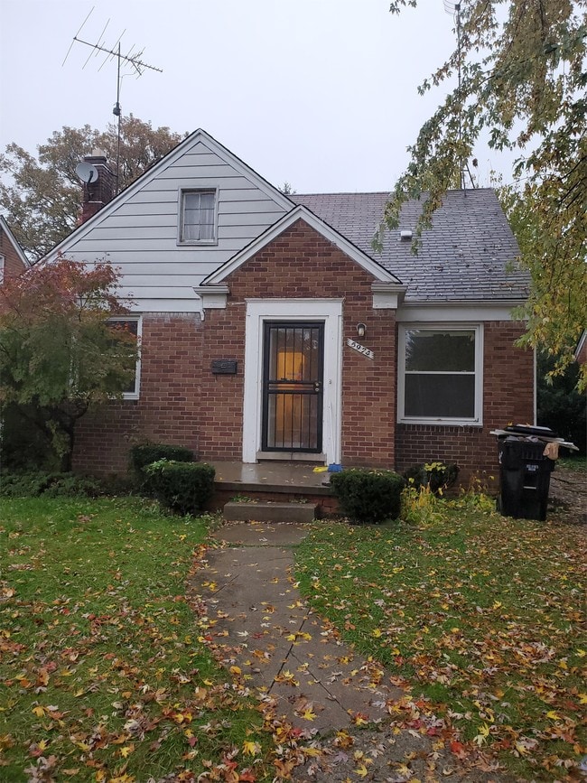 Building Photo - 5974 Farmbrook St
