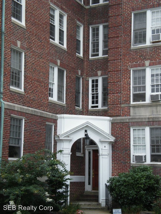 Building Photo - 2-10 Linden Ave