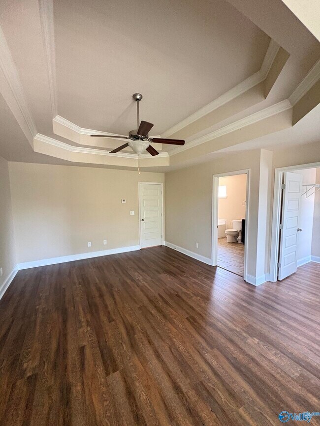 Foto del edificio - 6028 Stonewater Ct