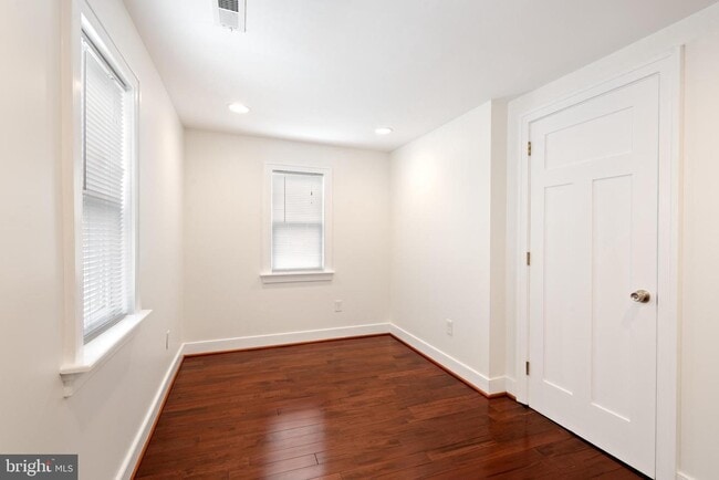 bedroom 1 - 2903 Topaz Rd