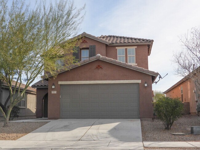 Foto del edificio - 5 Bedroom, 3 Bath, 2 Living Areas