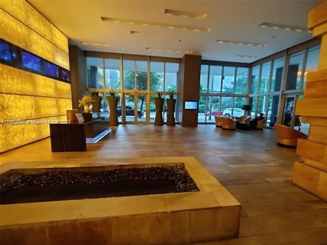 Foto del edificio - 55 SE 6th St