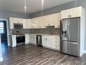 Building Photo - 303 Norwich-New London Turnpike