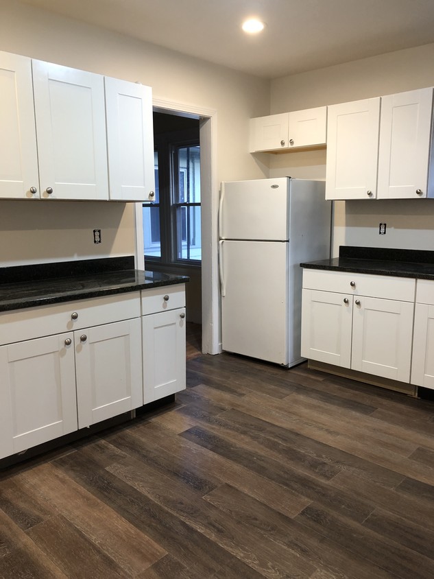 Foto principal - 1082 Whitney Ave