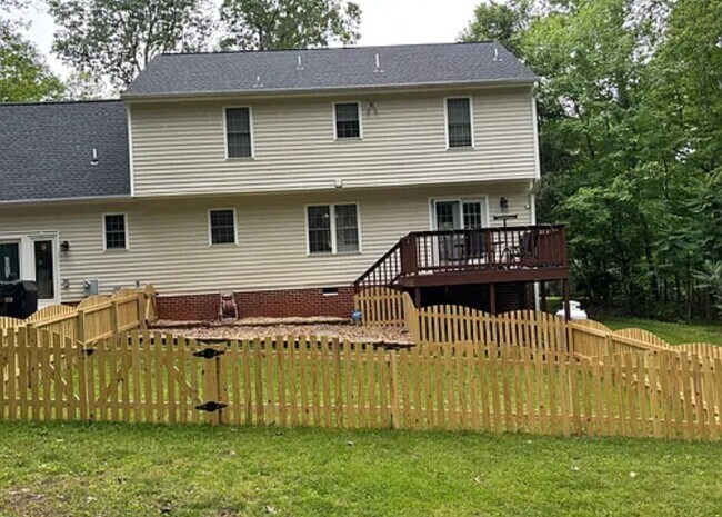 Foto del edificio - 2542 Loch Gate Ln