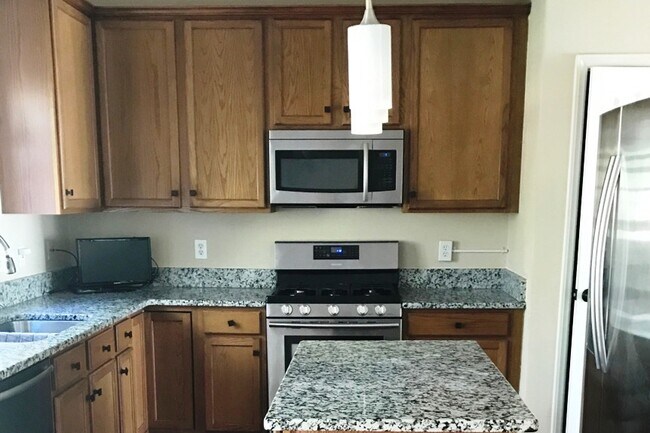 Foto del edificio - 8900 Erinsbrook Dr