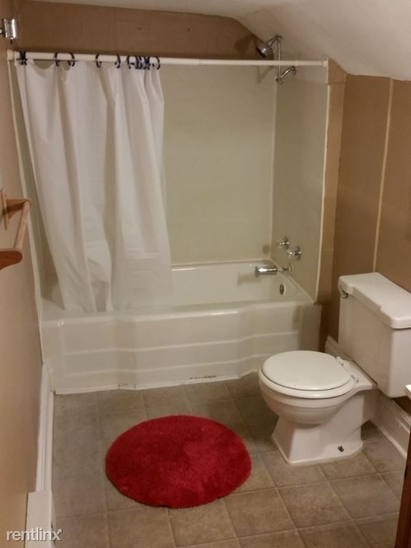 Building Photo - 1 br, 1 bath Apartment - 525 1/2 Brice St