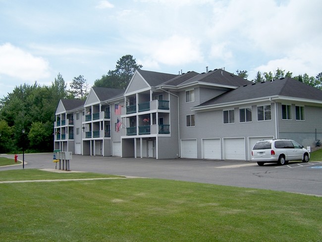 Building - Forest Park West Apartments