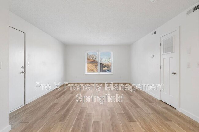Foto del edificio - 3140 W Greenwood St