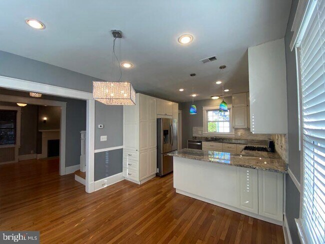 Foto del edificio - 1407 N Glebe Rd