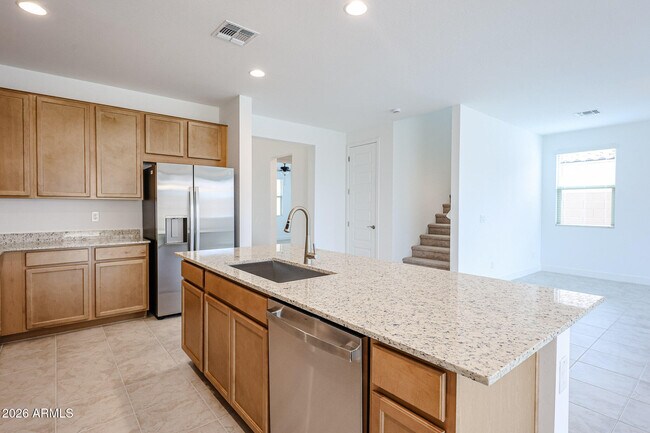Building Photo - 14784 W Smoketree Dr