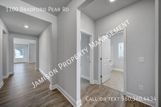 Foto del edificio - 1100 Bradford Pear Rd