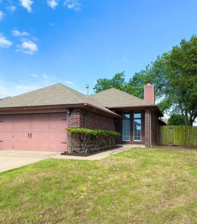 Foto del edificio - 631 Stoneridge Dr