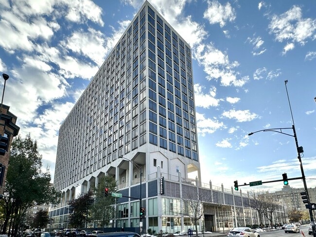 Building Photo - 4334 N Hazel St