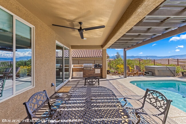 Foto del edificio - 1466 Sunshine Ct