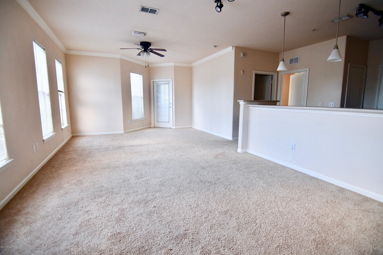 4259 Southside Blvd Unit 110, Jacksonville, FL 32216 Condo for Rent