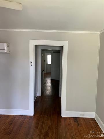 Foto del edificio - 769 E Iredell Ave