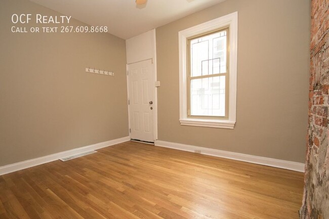 Building Photo - Three Bedroom Home in Graduate Hoospital