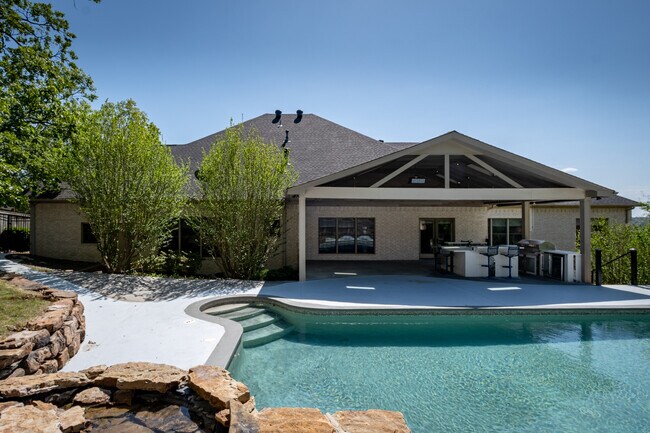 Foto del edificio - 67 Bellegarde Dr