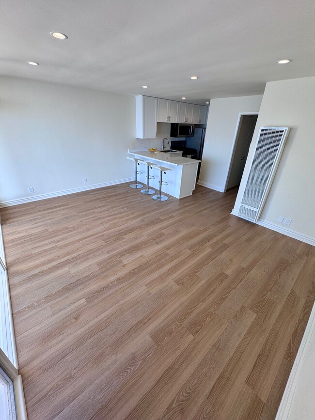 LIVING ROOM - 20656 Pacific Coast Hwy