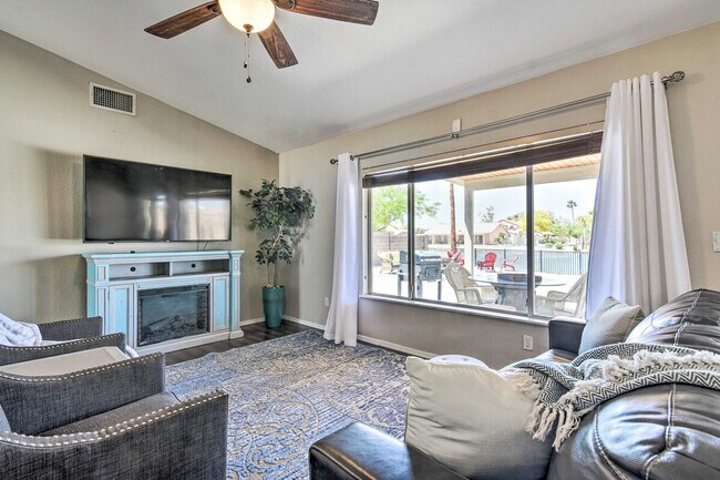 Foto del edificio - 2111 N Pebble Beach Dr