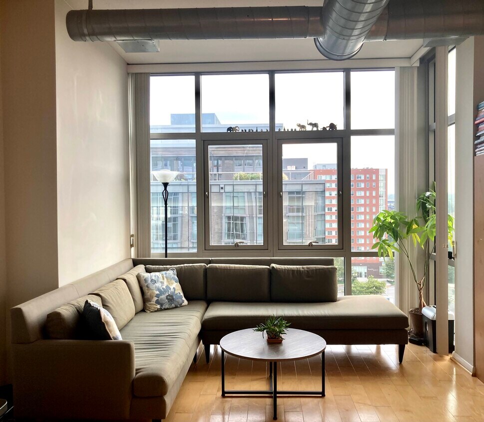 Foto principal - 811 4th St NW