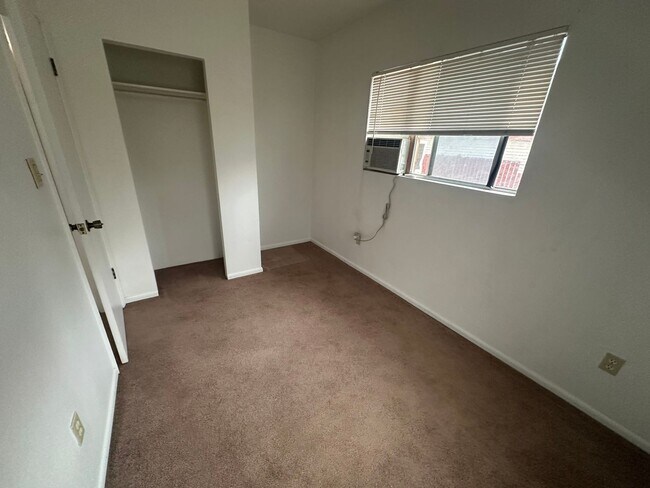 Foto del edificio - 2812 C St