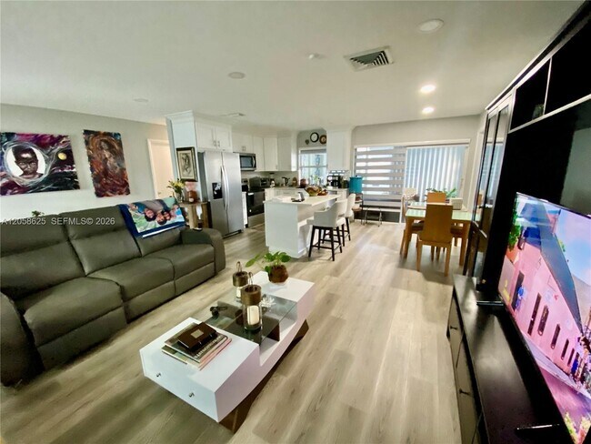 Foto del edificio - 2374 SW 11th Ave