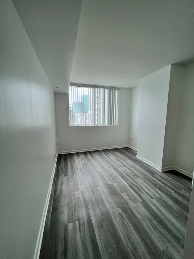 Building Photo - 244 Biscayne Blvd