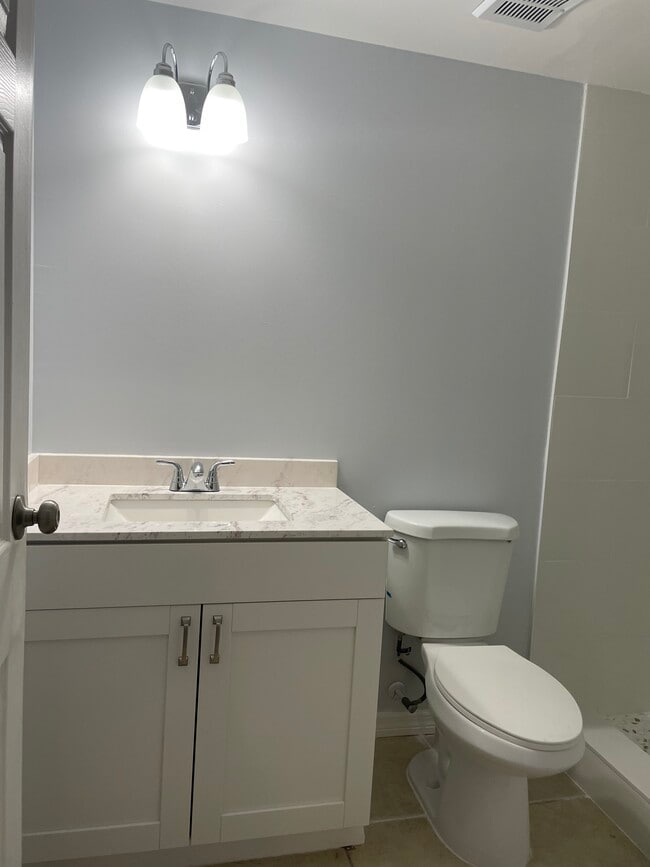 Foto del edificio - 4927 Sanoma Village