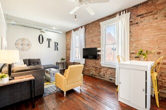 Building Photo - 111 E 13th St