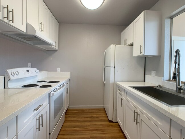 Building Photo - JORDAN-HANALIMA-VILORIA-ACH
