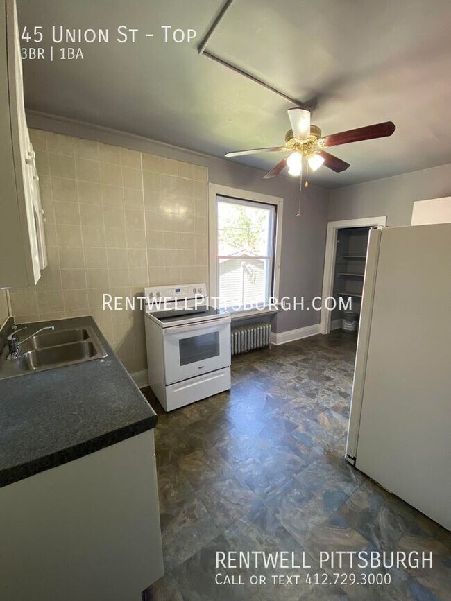 Foto del edificio - 3 Bedroom Duplex in Uniontown
