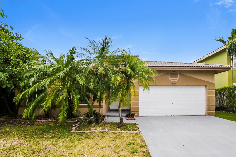 Primary Photo - 14209 SW 161st Pl
