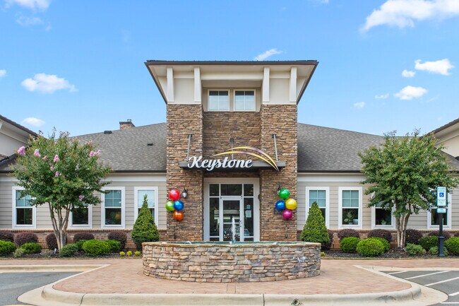 Foto del edificio - Keystone At Mebane Oaks