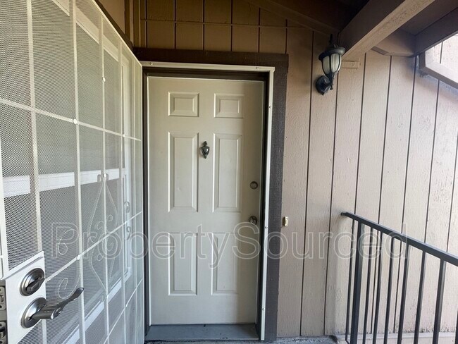 Foto del edificio - 456 Cherry Ln