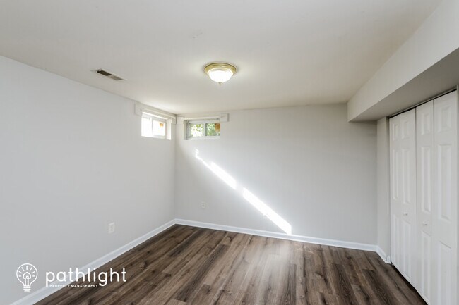 Building Photo - 5704 Fenwood Place, Oxon Hill, MD, 20745