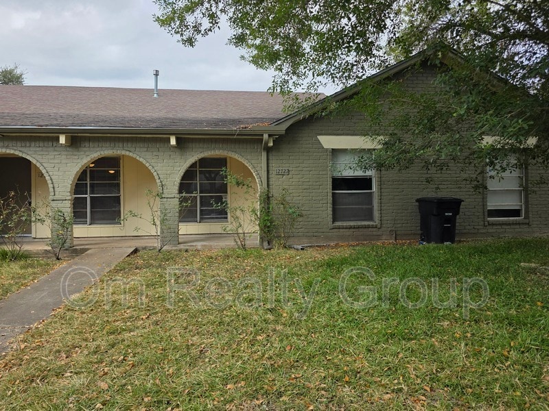 Foto principal - 12722 Shannon Hills Dr