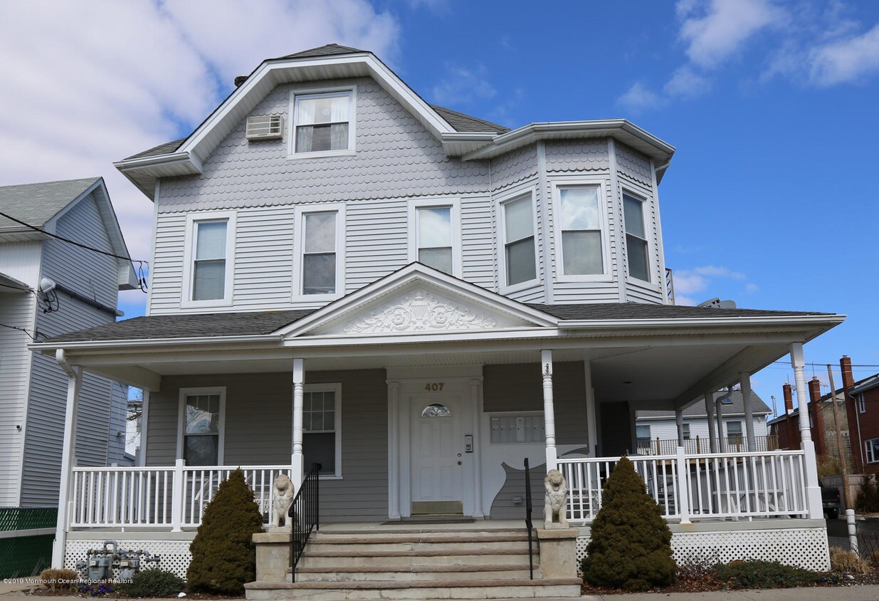Primary Photo - 407 6th Ave