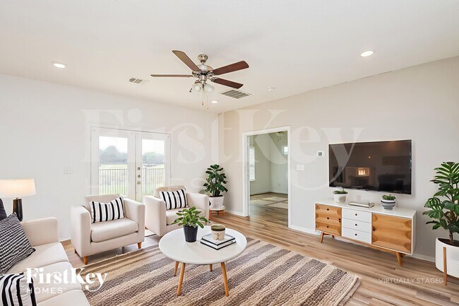 Foto del edificio - 7328 Parkside Pl Dr