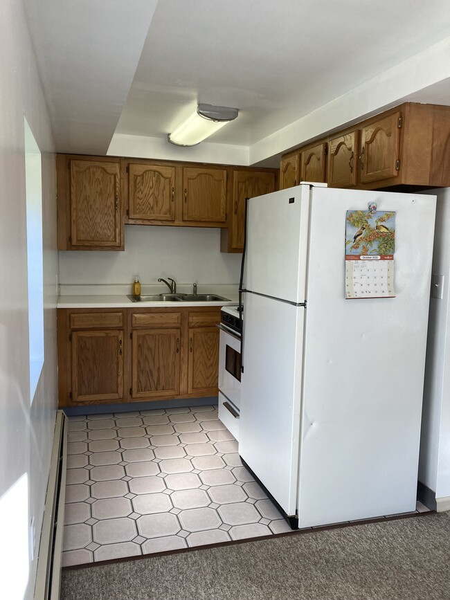 Kitchen - 816 14th Ave